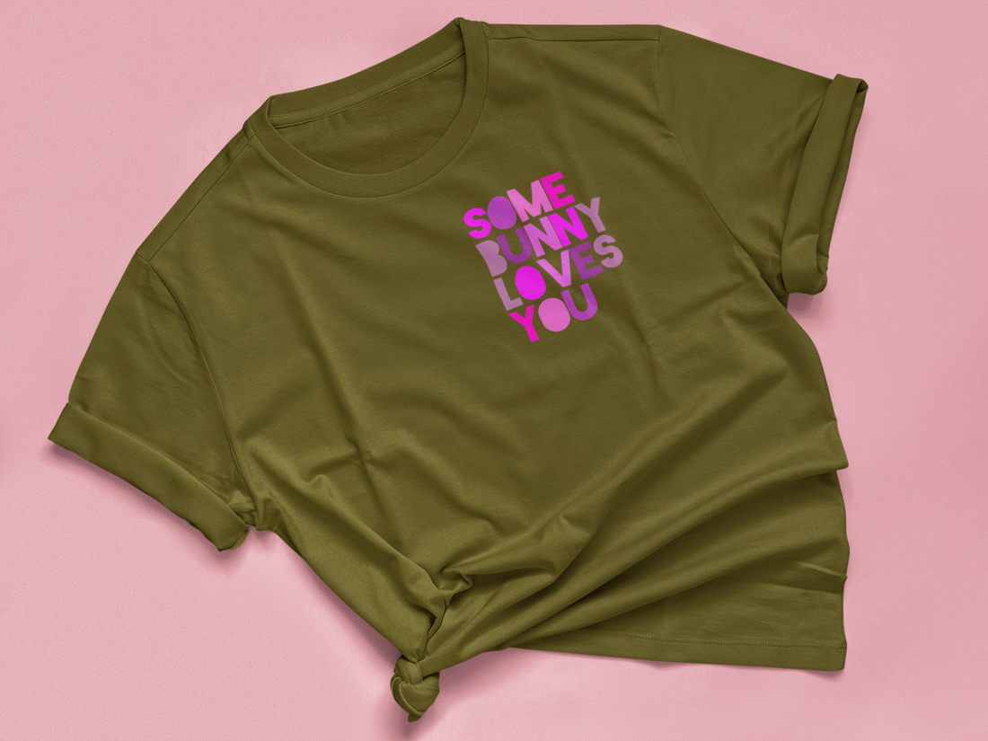 T-Shirt SOMEBUNNY 🐰
