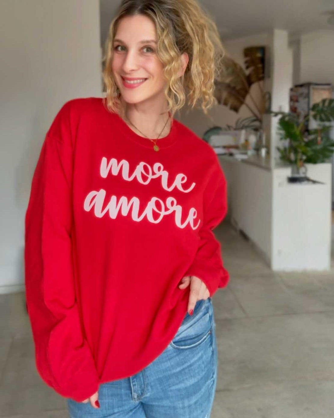 "MORE AMORE" Sweater