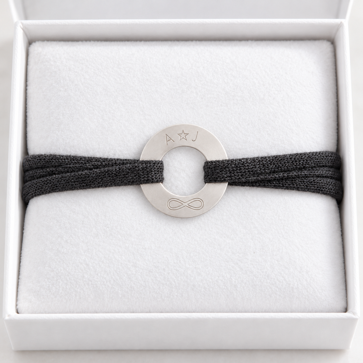 "N*FINITY" Armband groß / Deine Gravur