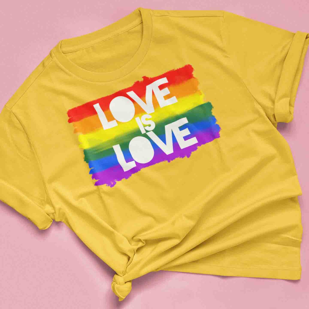 T-Shirt "LOVE IS LOVE"