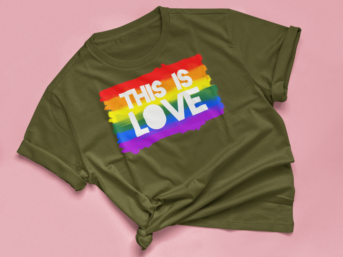 T-Shirt "THIS IS LOVE"