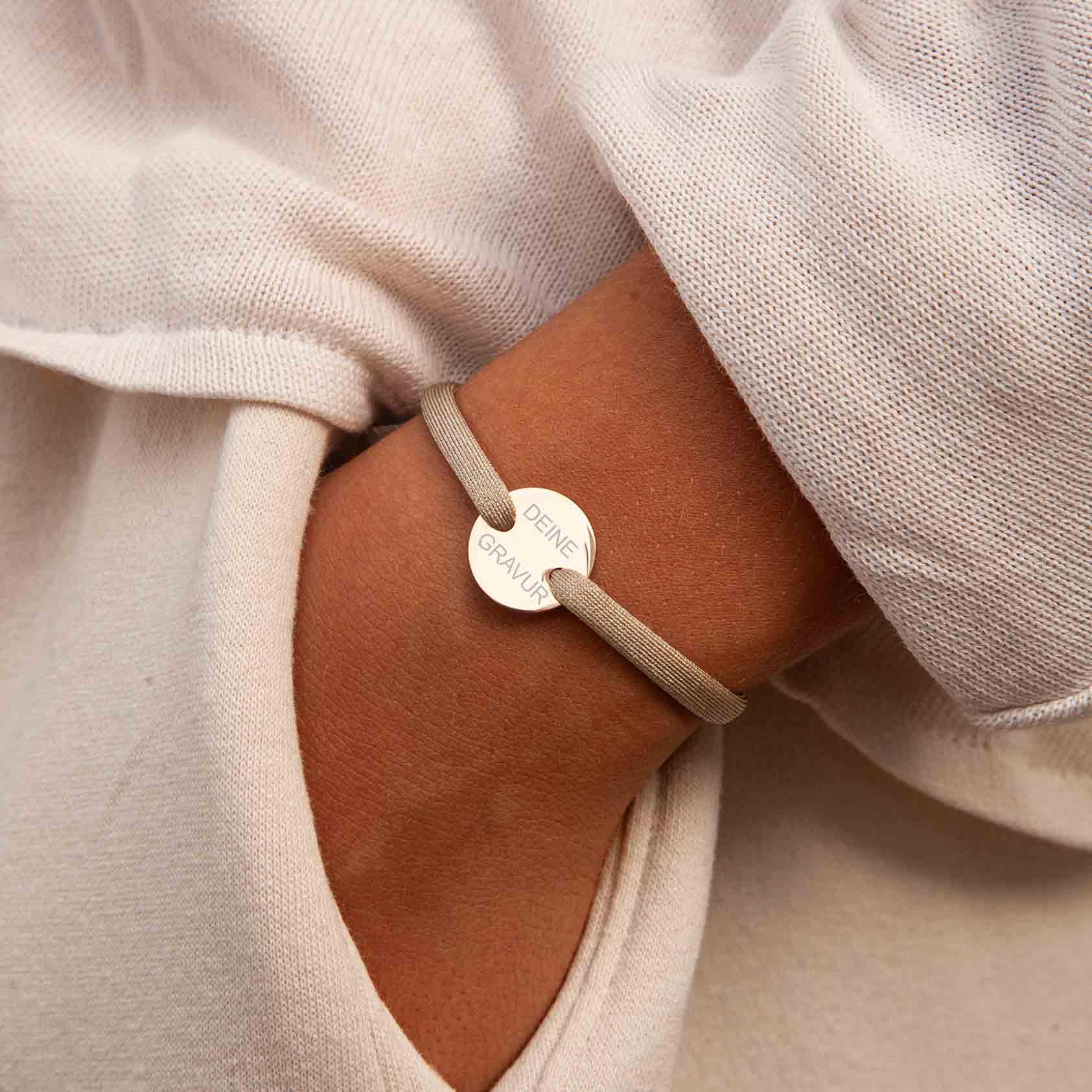 “FRIENDS” Armband Design„NTENTION“