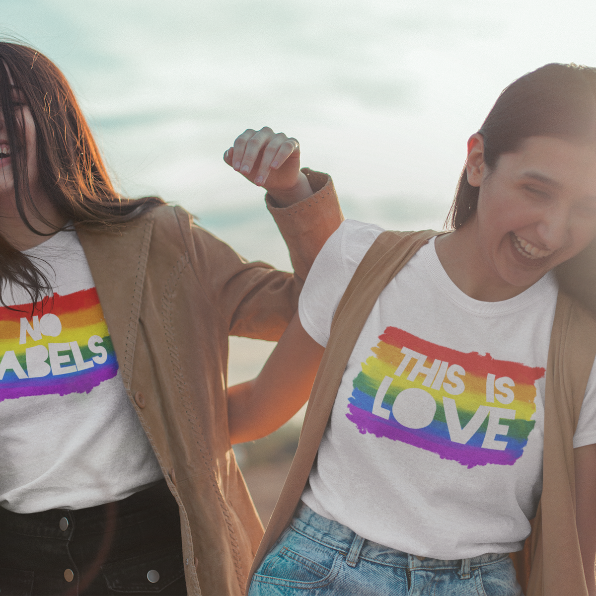 T-Shirt "THIS IS LOVE"
