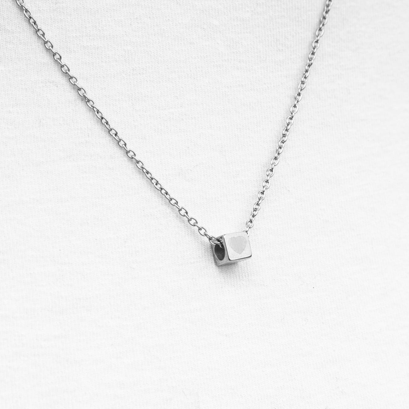 N*ITIAL HALSKETTE ''SYMBOLE''